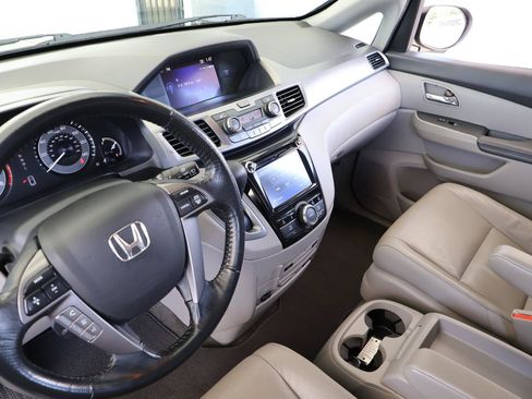 Used 2016 Honda Odyssey EX-L image 40