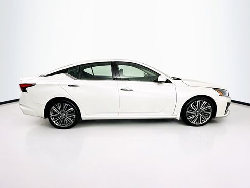 Used 2023 Nissan Altima 2.5 SL image 10