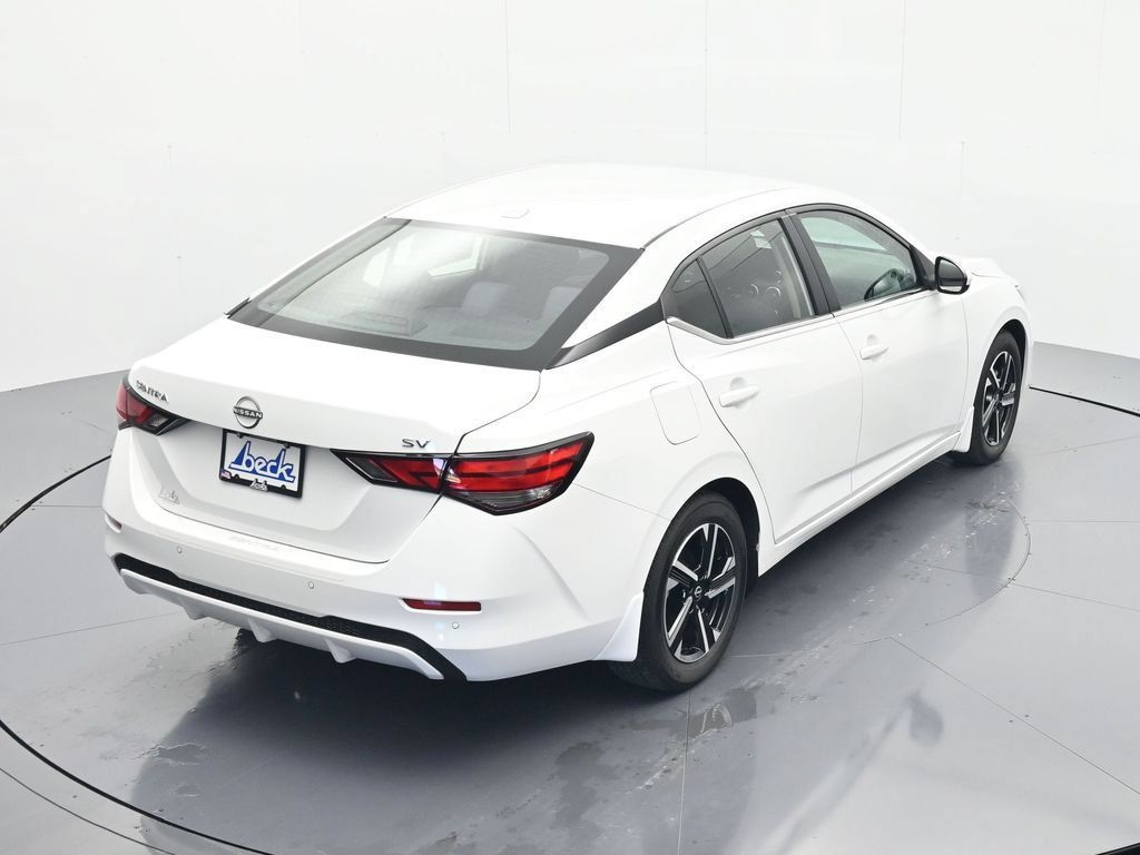 Certified 2024 Nissan Sentra SV FWD image 32