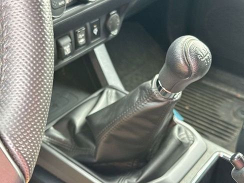 Used 2019 Toyota Tacoma TRD Off-Road image 15