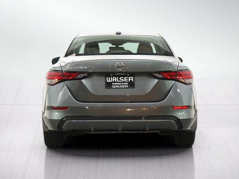 Used 2022 Nissan Sentra SV w/ Electronics Package FWD image 4
