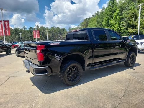Used 2020 Chevrolet Silverado 1500 LT Trail Boss w/ Midnight Edition AWD/4WD image 7