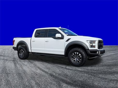 Certified 2019 Ford F150 Raptor w/ Equipment Group 802A Luxury image 2