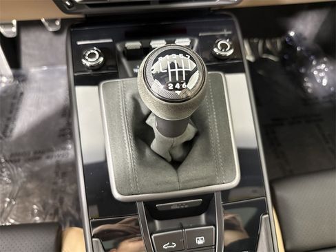 Certified 2024 Porsche 911 Carrera GTS image 33