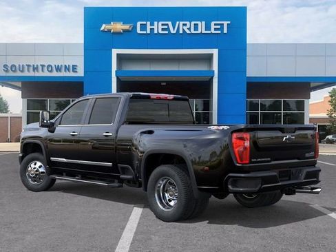 New 2026 Chevrolet Silverado 3500 High Country w/ High Country Premium Package AWD/4WD image 3