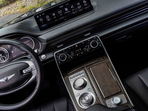 Used 2024 Genesis GV80 2.5T image 19