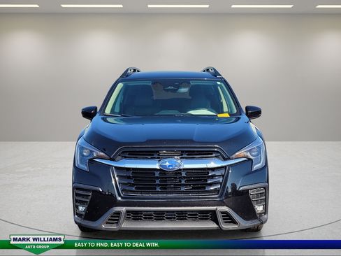 Used 2024 Subaru Ascent Limited AWD/4WD image 9