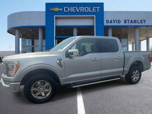 Used 2023 Ford F150 Lariat AWD/4WD image 4