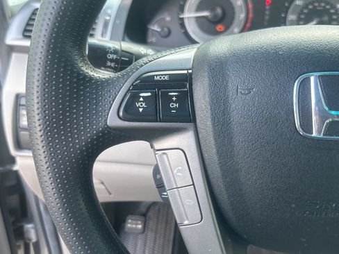 Used 2012 Honda Odyssey EX image 18