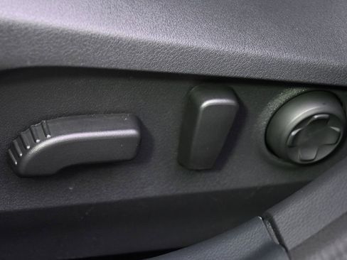 Certified 2025 Subaru Outback Limited AWD/4WD image 14