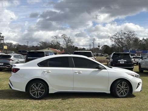Used 2024 Kia Forte GT-Line w/ GT-Line Premium Package image 8