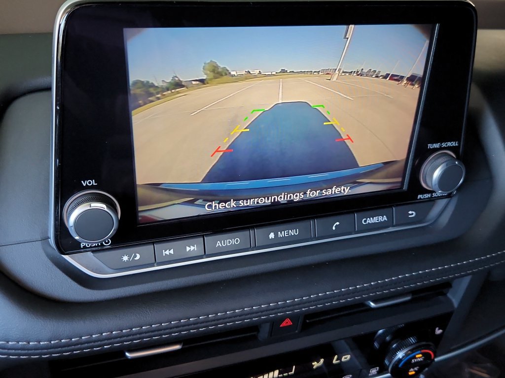 Used 2023 Nissan Rogue SV w/ SV Premium B Package FWD image 20