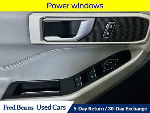 Used 2021 Ford Explorer XLT w/ Equipment Group 202A AWD/4WD image 22
