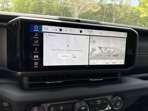 New 2025 Jeep Gladiator Sport w/ Premium Package AWD/4WD image 29