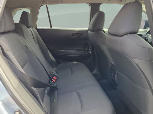 Used 2022 Toyota Corolla Cross LE AWD/4WD image 14