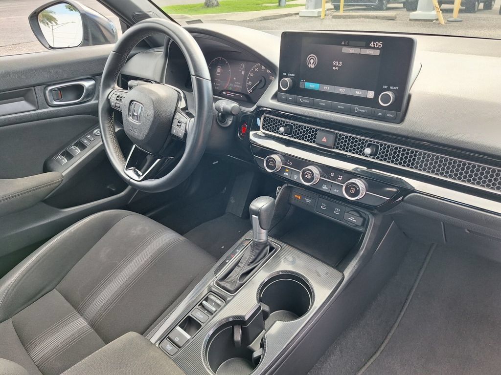 Used 2025 Honda Civic Sport image 25