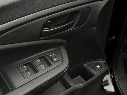 New 2026 Honda Ridgeline Sport image 13