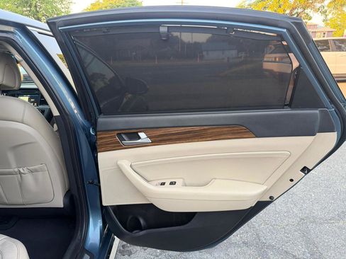 Used 2017 Hyundai Sonata Limited w/ Tech Package 03 FWD image 12