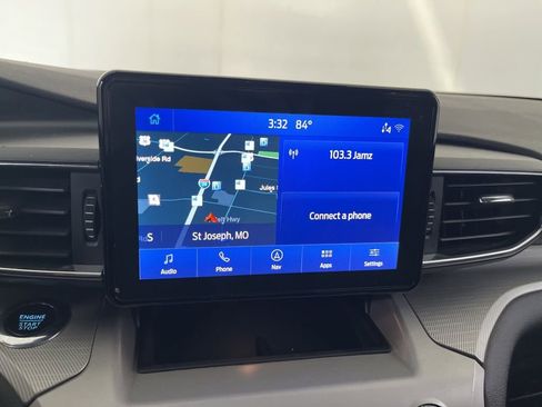 Used 2023 Ford Explorer XLT w/ Equipment Group 202A AWD/4WD image 65