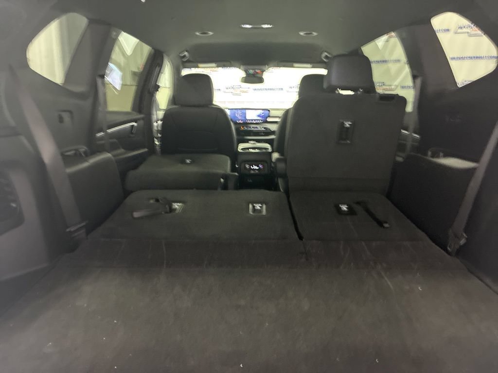 Used 2026 Buick Enclave Preferred AWD/4WD image 51