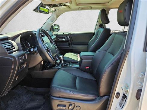 Used 2024 Toyota 4Runner TRD Off-Road Premium w/ Moonroof Package AWD/4WD image 17