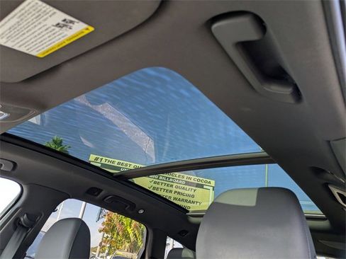 Used 2023 Audi Q7 3.0T Prestige image 25