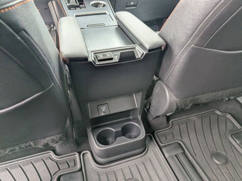 Used 2023 Toyota Sienna XSE w/ XSE Plus Package AWD/4WD image 24