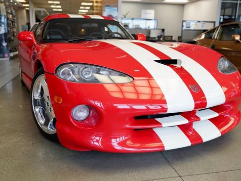 Used 2002 Dodge Viper GTS RWD image 5