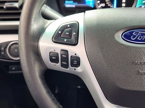 Used 2015 Ford Explorer XLT w/ Equipment Group 202A image 19