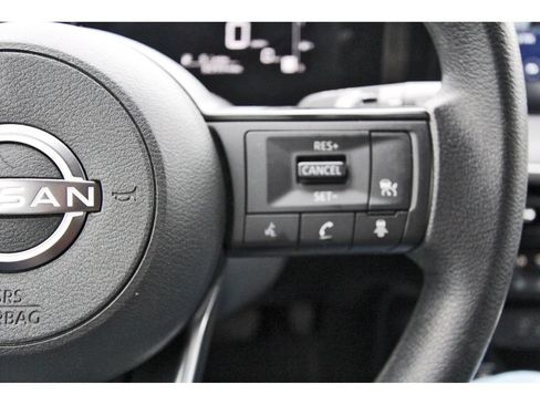 Used 2026 Nissan Kicks SV FWD image 13
