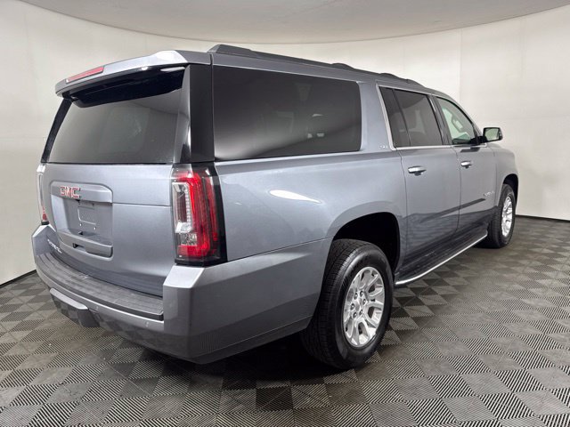 Used 2020 GMC Yukon XL SLT w/ Open Road Package AWD/4WD image 3