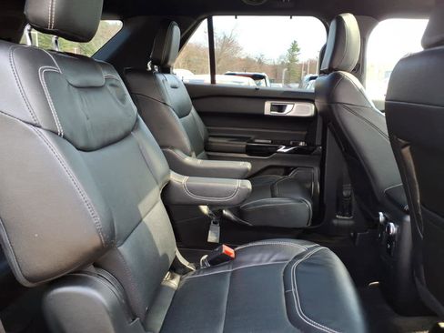 Used 2022 Ford Explorer ST w/ Equipment Group 401A AWD/4WD image 22