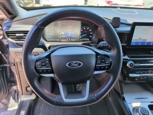 Used 2023 Ford Explorer ST-Line w/ Class IV Trailer Tow Package AWD/4WD image 15