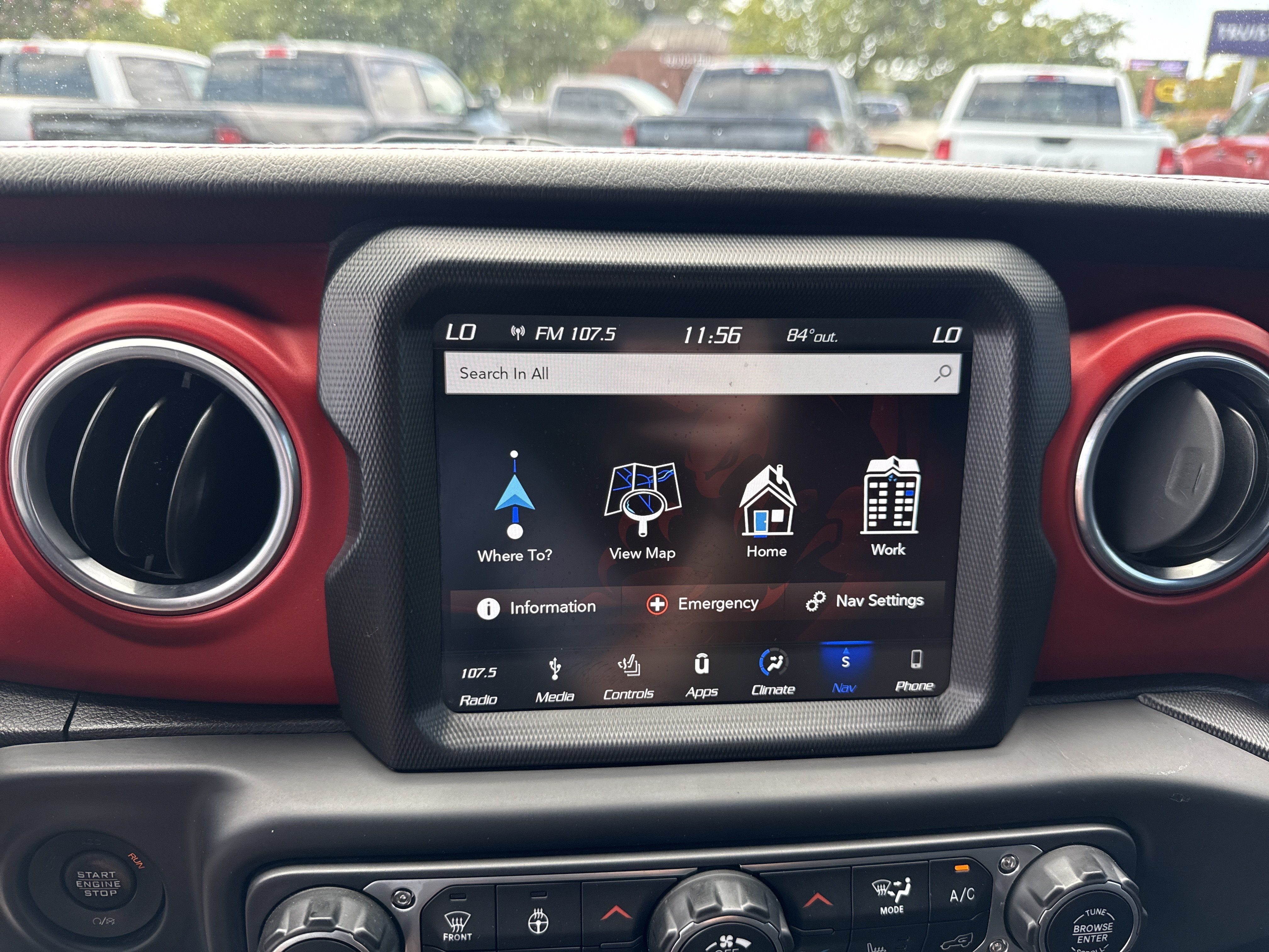 Used 2018 Jeep Wrangler Unlimited Rubicon AWD/4WD image 23