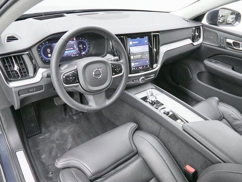 Certified 2024 Volvo V60 B5 Cross Country Ultimate image 13
