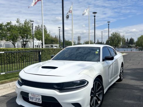 Used 2023 Dodge Charger R/T w/ Navigation & Travel Group RWD image 2