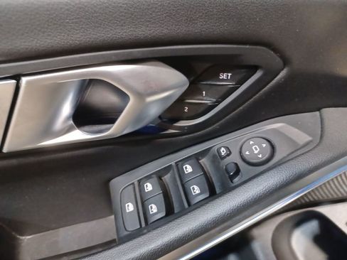 Used 2022 BMW 330i xDrive 330i xDrive w/ M Sport Package image 15