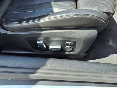 Used 2023 BMW M850i xDrive Convertible image 11