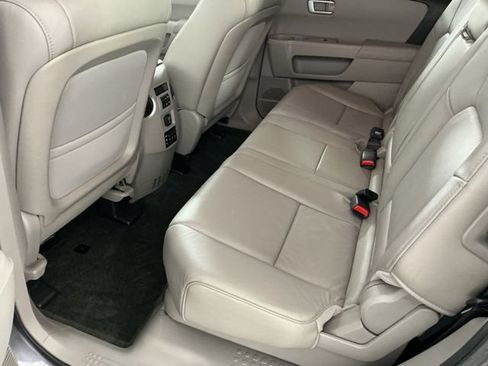 Used 2014 Honda Pilot Touring image 10