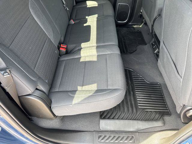 Used 2024 Chevrolet Silverado 1500 LT AWD/4WD image 24