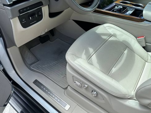 Certified 2025 Cadillac Escalade Sport Platinum w/ LPO, ONYX Package RWD image 21