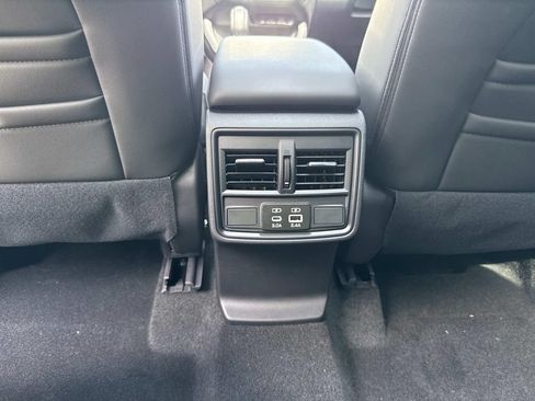 New 2026 Subaru Forester Premium AWD/4WD image 18