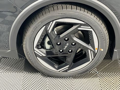 New 2025 Kia K4 EX image 12