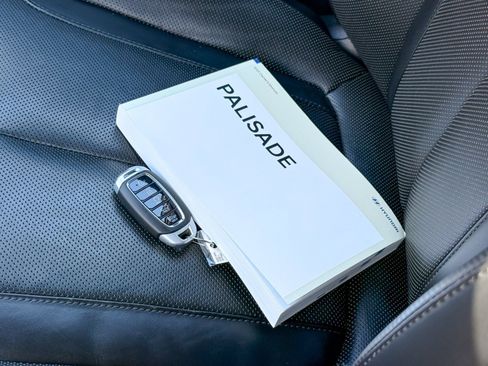 Used 2021 Hyundai Palisade Limited image 39