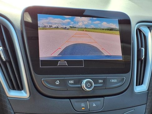 Used 2023 Chevrolet Malibu LT image 11