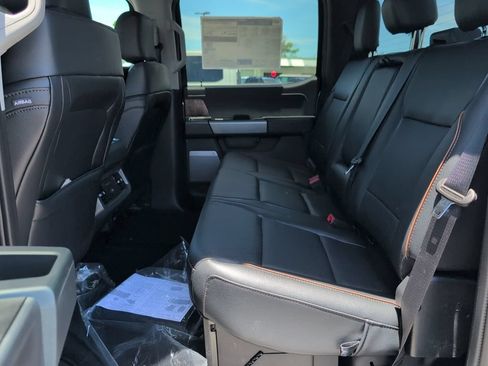 New 2026 Ford F250 Lariat w/ Black Appearance Package AWD/4WD image 13