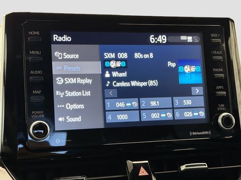 Used 2022 Toyota Corolla SE w/ Carpet Mat Package (TMS) FWD image 9