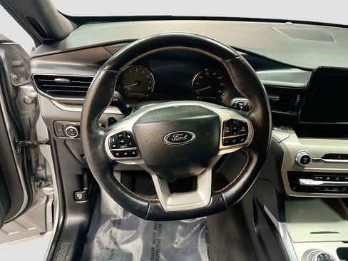 Used 2023 Ford Explorer Timberline w/ Timberline Technology Package AWD/4WD image 11
