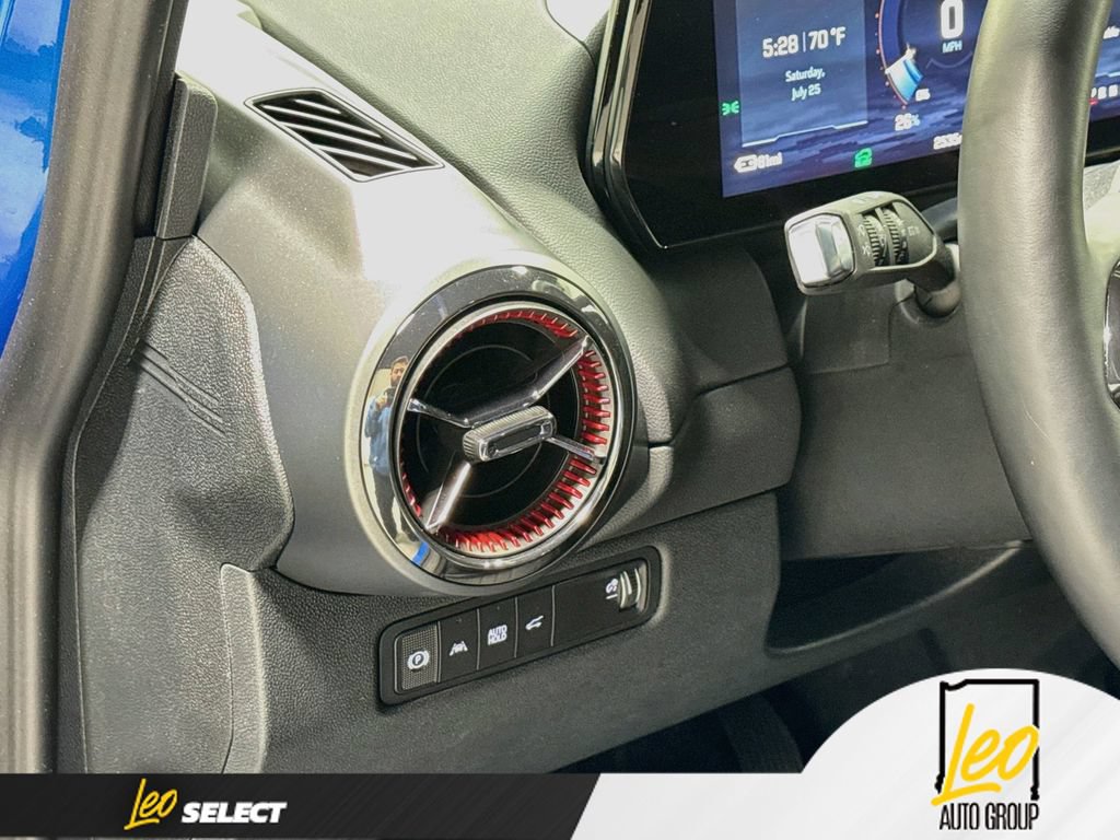 Used 2026 Chevrolet Equinox EV RS w/ Convenience Package II AWD/4WD image 12