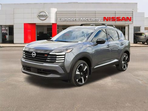 New 2026 Nissan Kicks SR w/ Cold Weather Package FWD image 7